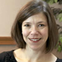 karen skoric headshot