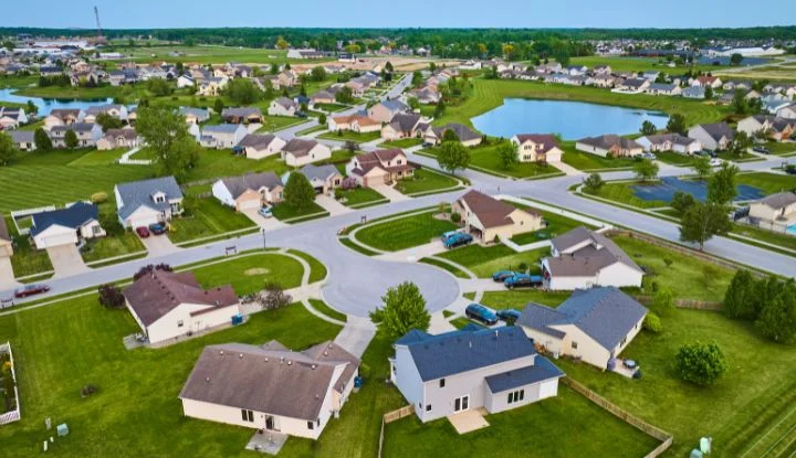 An HOA community