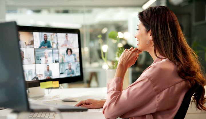 woman on live webinar